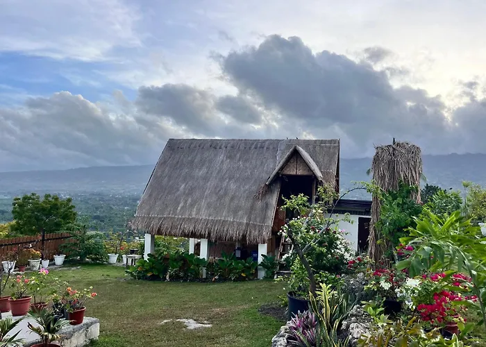 Pensión Sondela Lambug 1br Hut 4*