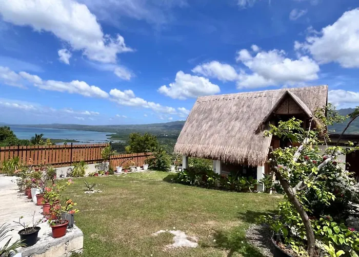 Sondela Lambug 1br Hut 4*