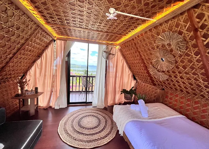 Sondela Lambug 1br Hut 4* Badian